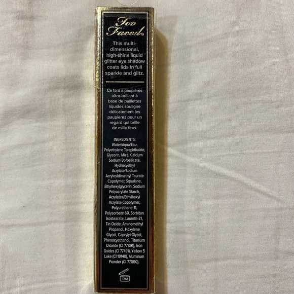 Too faced liquid eyeshadow - Picture 3 of 4